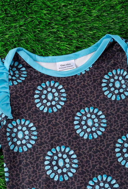 Concho On Animal Print Baby
Gown with Ruffle Sleeve