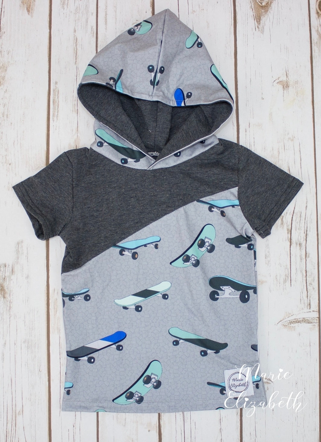 Skateboard hooded shirt