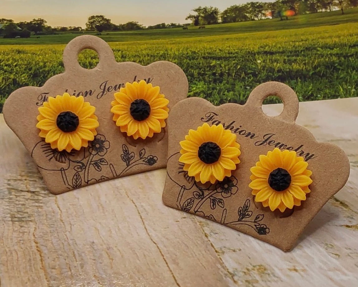 Sunflower earrings 15mm