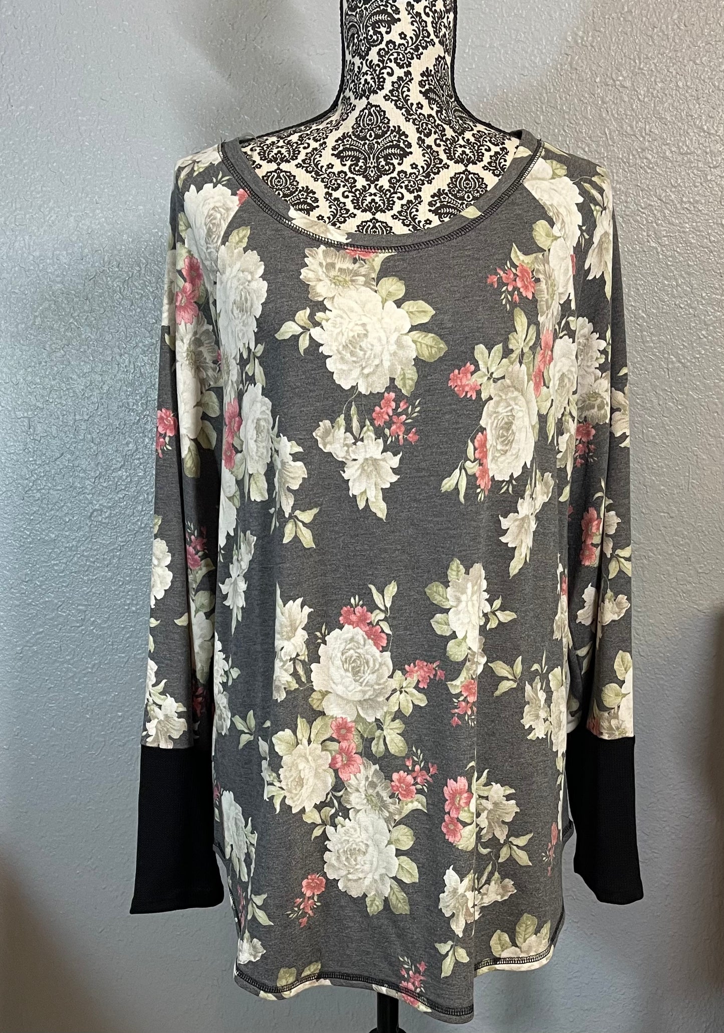 Gray long sleeve floral- HoneyMe