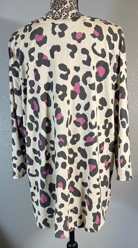 3/4 sleeve Taupe/Magenta animal print-HoneyMe