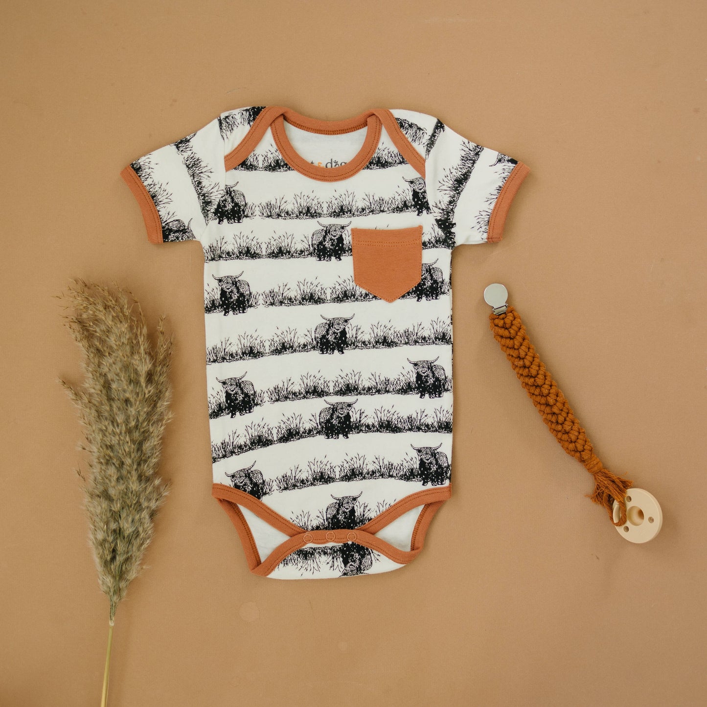 Organic Cotton Short Sleeve Bodysuit - Highland Cow