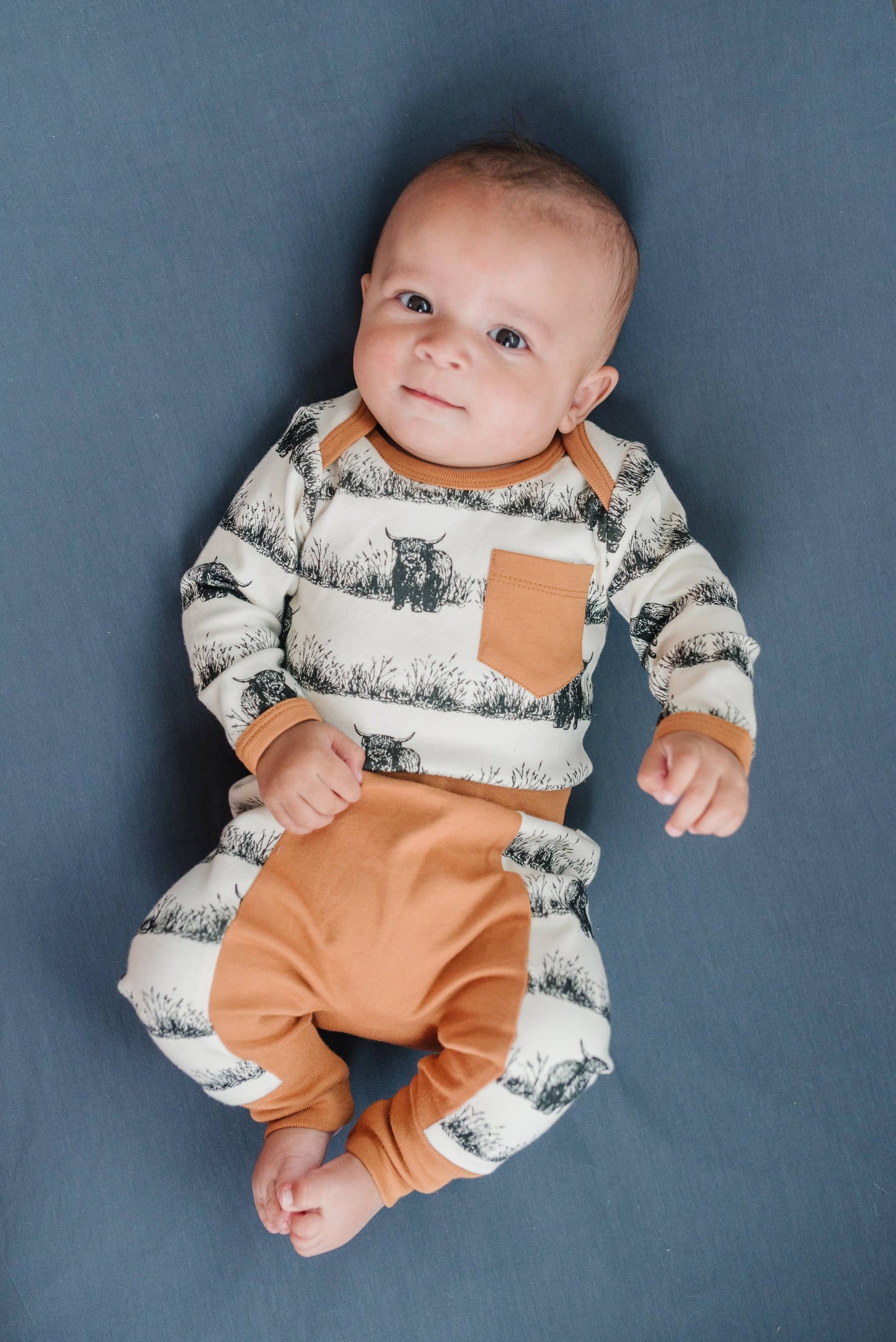 Organic Cotton Long Sleeve Bodysuit - Highland Cow