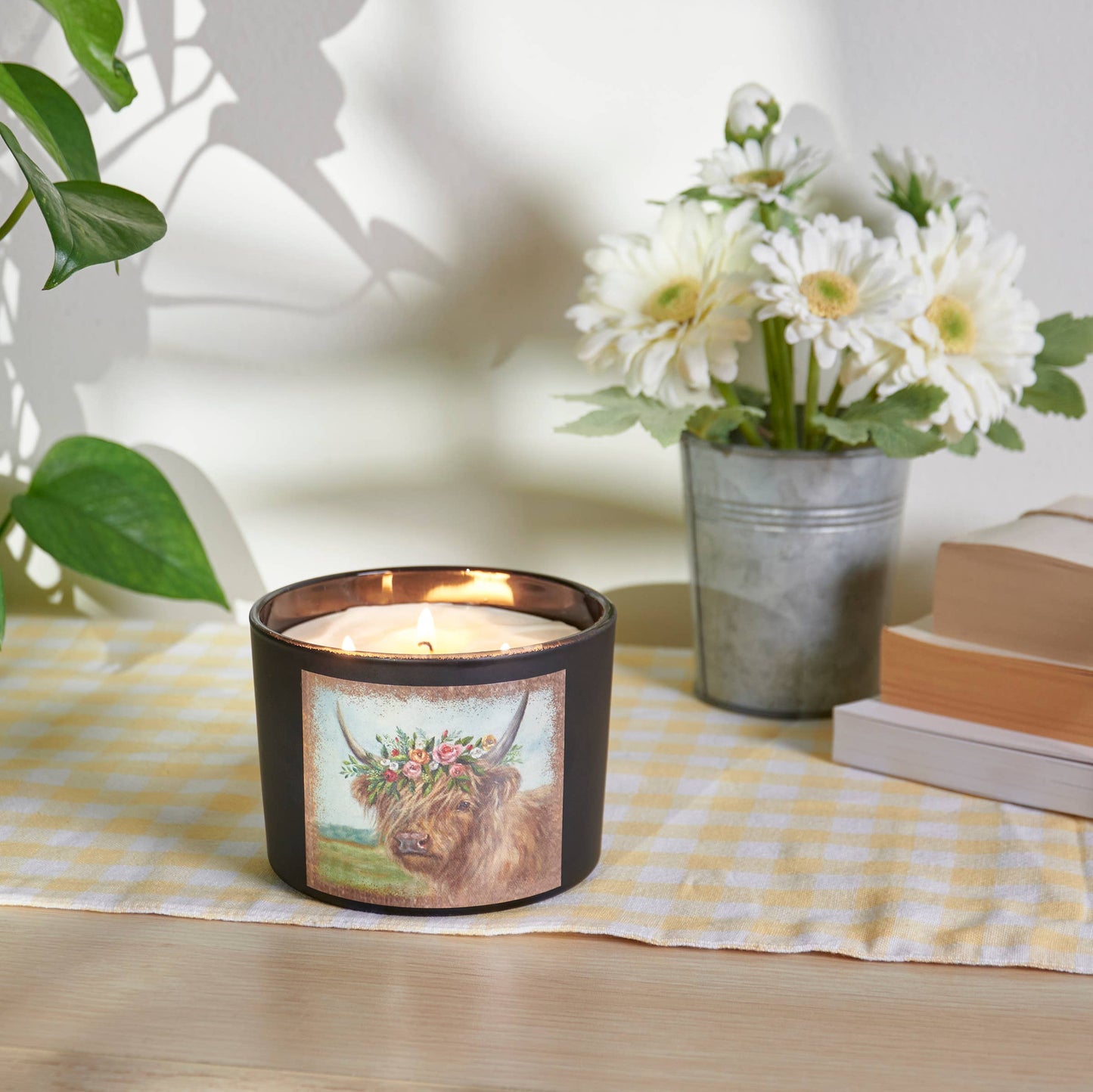 Floral Highland Candle