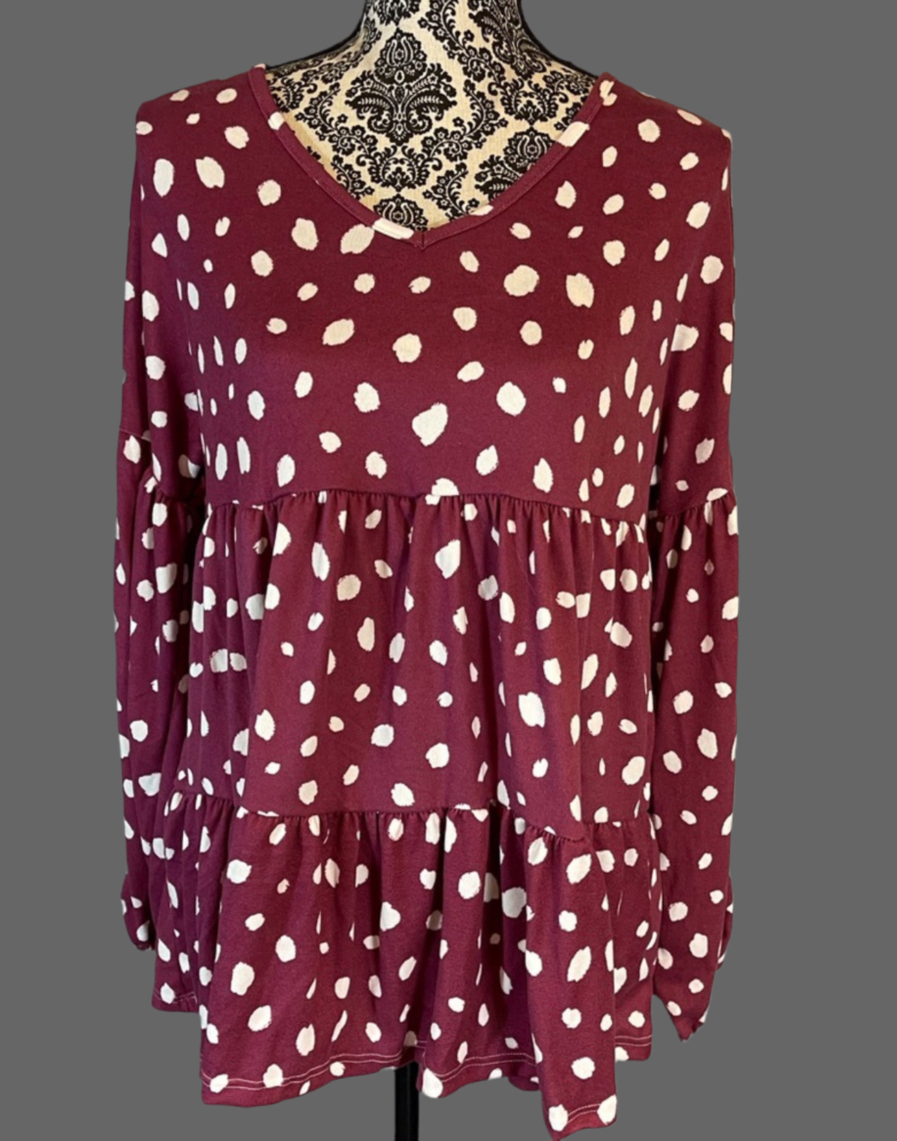 Burgundy spotted top