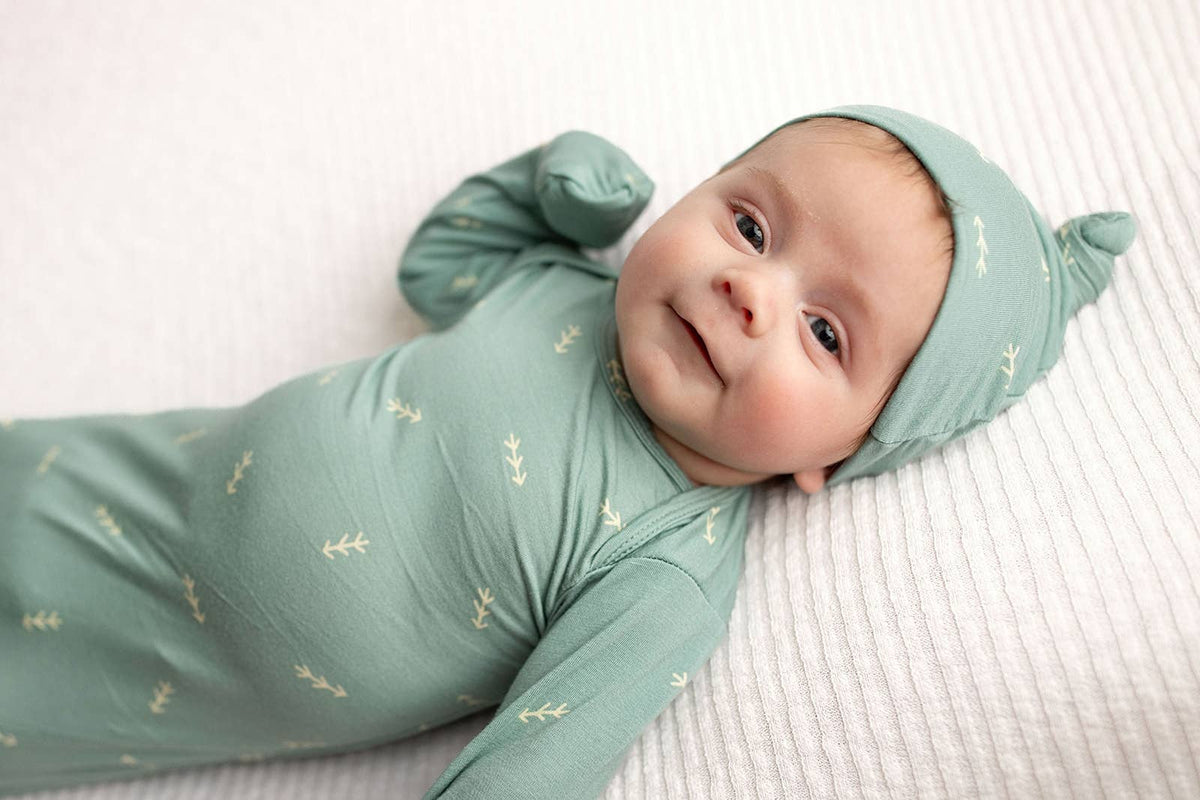 Arrow Print Knotted Baby Gown
