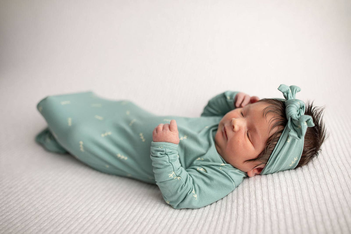 Arrow Print Knotted Baby Gown