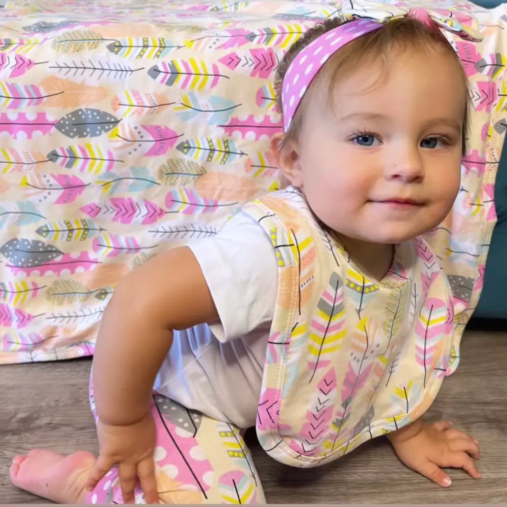 Girl Pink Feather Blanket & Bib Set Baby Shower Gift Set